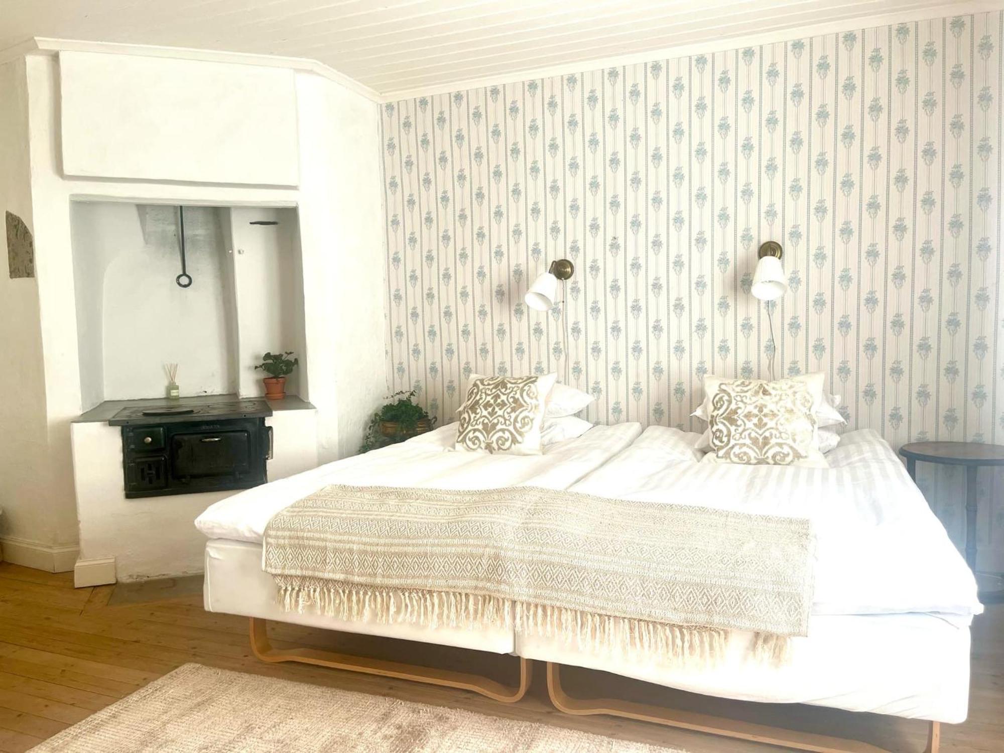Loevstabruks Vaerdshus Och Brukshotellet Aenkehuset Exteriör bild